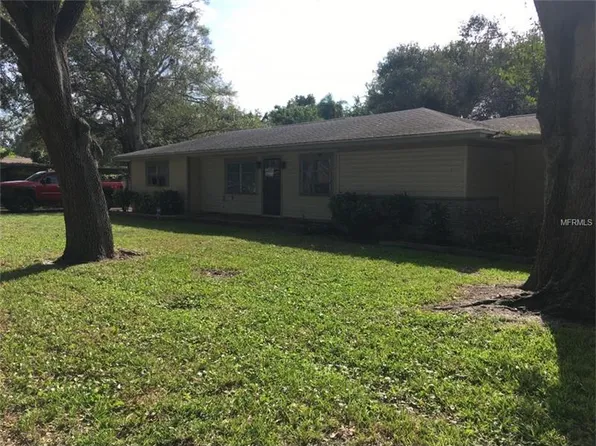 5100 Rena St N, Saint Petersburg, FL 33709