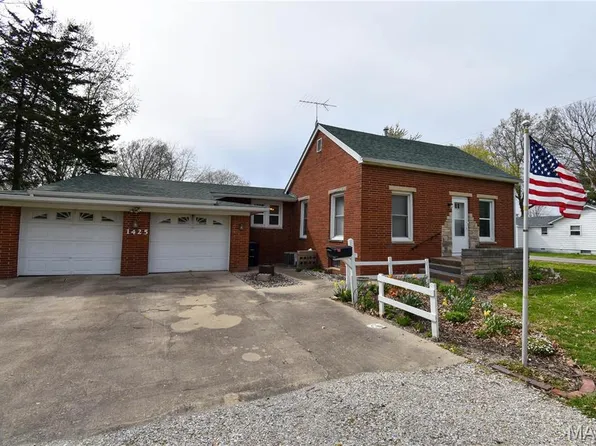 1425 N Jefferson St, Litchfield, IL 62056