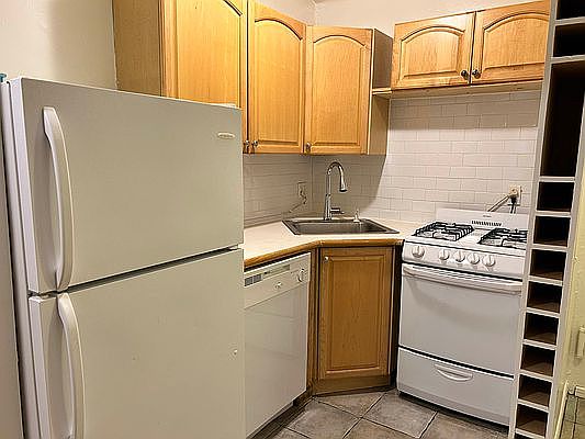 2nd image of 326 Columbus Ave APT 2I