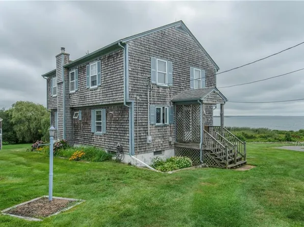 14 Ocean Dr, Little Compton, RI 02837