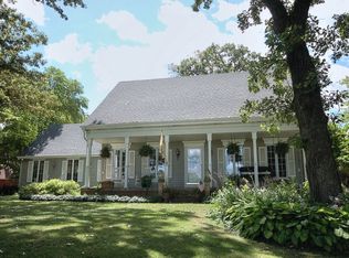 41W419 Plato Rd, Elgin, IL 60124