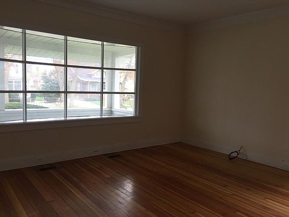 5th image of 1124 North Ave