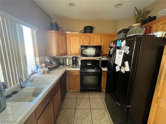 2nd image of 1100 Warm Canyon Way