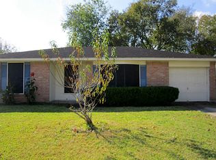 16734 Forest Bend Ave, Friendswood, TX 77546