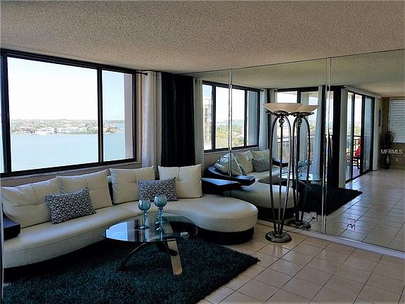 3rd image of 6372 Palma Del Mar Blvd S APT 1006