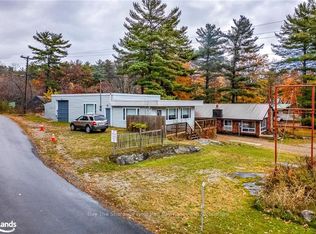 2512 Honey Harbour Rd, Georgian Bay, ON L0K1S0