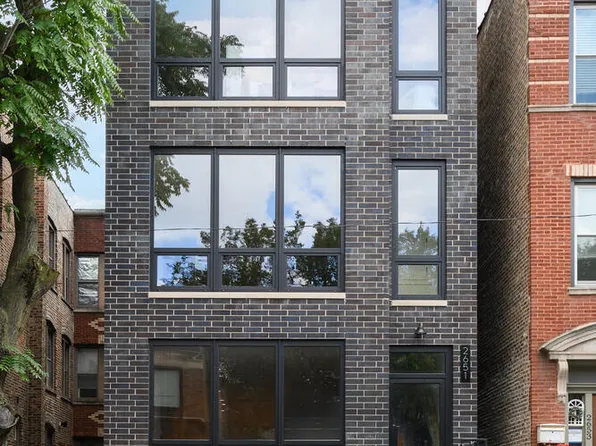 2651 W Augusta Blvd #3, Chicago, IL 60622