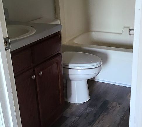 5th image of 6218 Robinhood Ln NW APT A