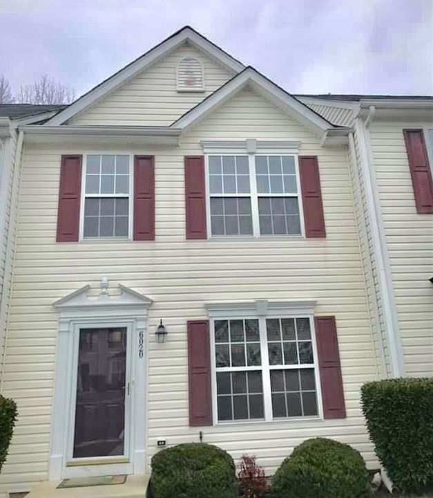 2nd image of 6020 Bluffwood Ct