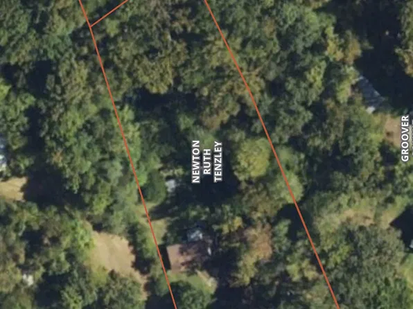 28 New Hope Church Rd, Fredericksburg, VA 22405