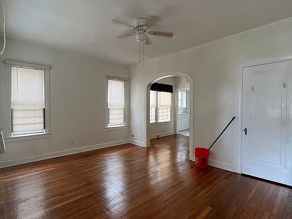 3rd image of 1202 McKinley Ave