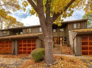 8972 Neill Lake Rd #B, Eden Prairie, MN 55347