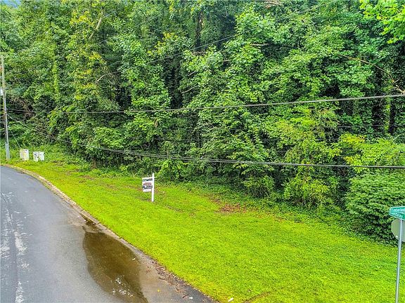 3rd image of 4322 Timberland Dr Lot 10