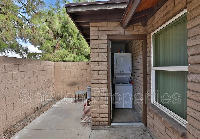 339 S Stapley Dr #104 — Photo 17