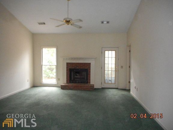 2nd image of 1379 Sisters Ct