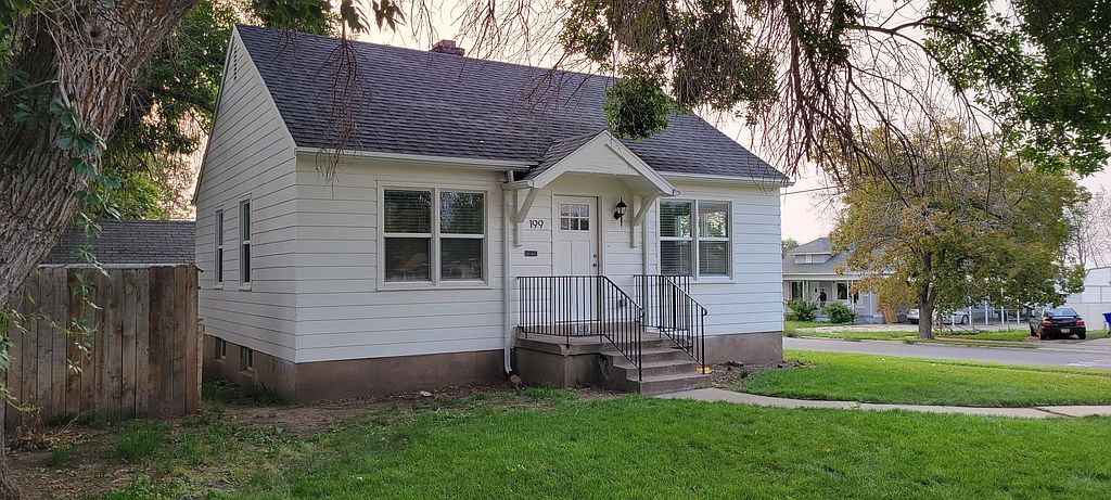 199 N Pinehurst Ave - Property Image