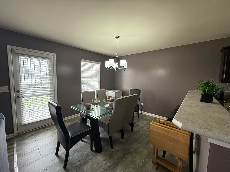 1124 Harmony Ln — Photo 11