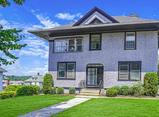 27 Tibbits Ave, White Plains, NY 10606