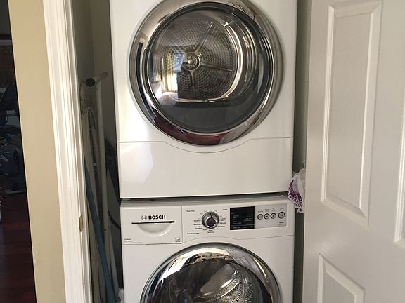 W/D off master suite