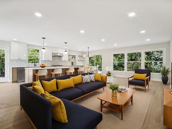 3rd image of 1009 Marvell Ln