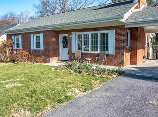 1007 Skymont Rd, Staunton, VA 24401