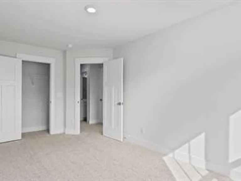 100 Marston Ln — Photo 12