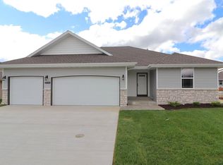 5558 W Beech St, Springfield, MO 65802