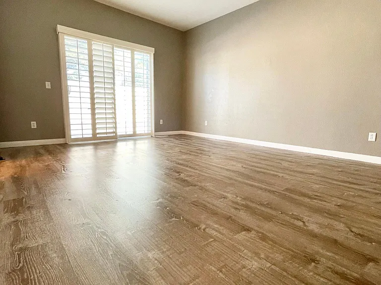 35740 Coral Dr — Photo 12