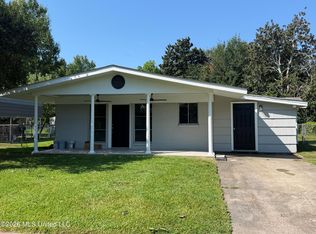 1114 Pear St, Vidalia, LA 71373