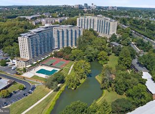 10401 Grosvenor Pl APT 1704, Rockville, MD