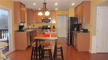 3rd image of 4861 Concord Dr