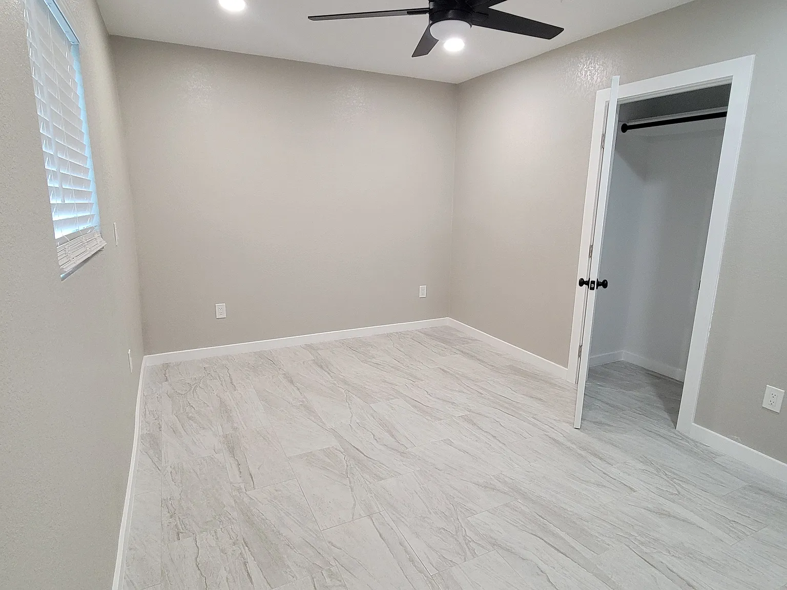 3 bed, $1,900 — Photo 4