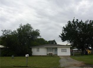 608 S 1st Ave, Stroud, OK 74079