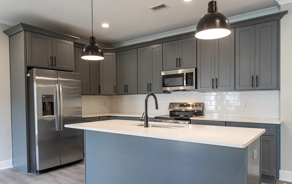 1530 East Pointe Blvd NE — Photo 3