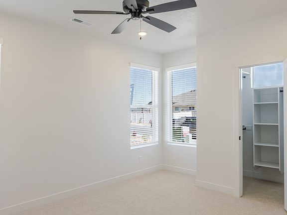 4th image of 3073 W Ekko View Loop