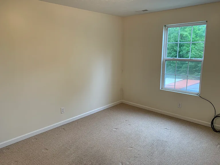 2 BR 1 Bath Apartment — Photo 15