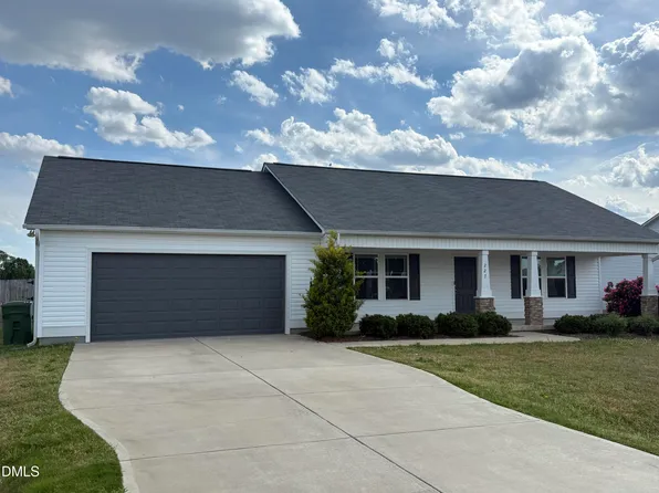 227 Beaver Tavern Dr, Benson, NC 27504