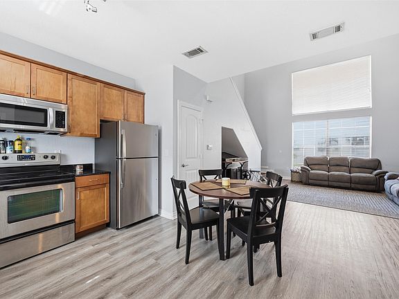 2nd image of 2410 S 2nd St APT 309