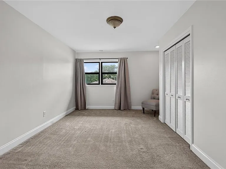 5566 Jacquelyn Ct — Photo 26