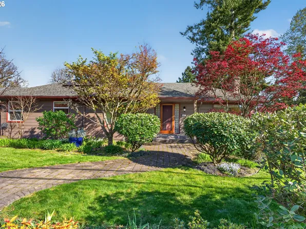 3270 SW Vista Dr, Portland, OR 97225