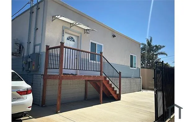 Building Photo - 842 Granger St #844