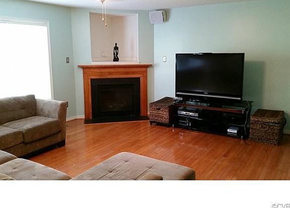 4th image of 7317 Oakham Ct