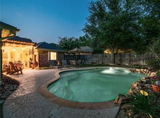 333 Marseille Dr, Hurst, TX 76054