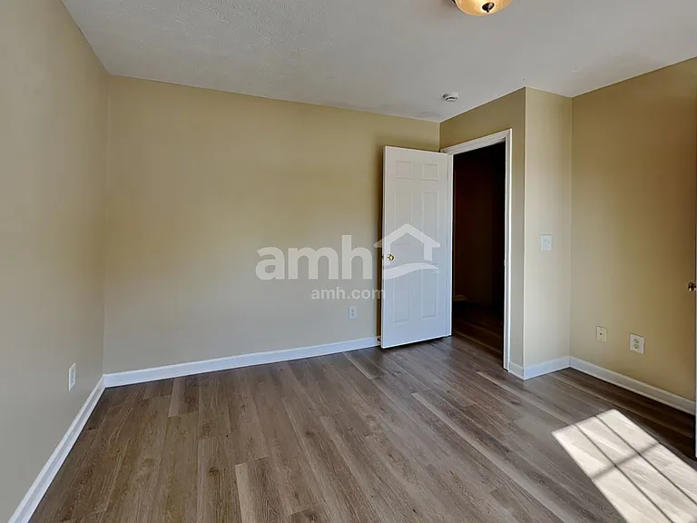 4239 Turnberry Rd — Photo 17