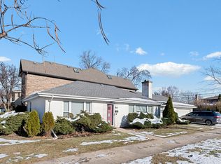 7303 N Kildare Ave, Lincolnwood, IL 60712