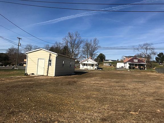 4th image of 455 W Stuart Dr