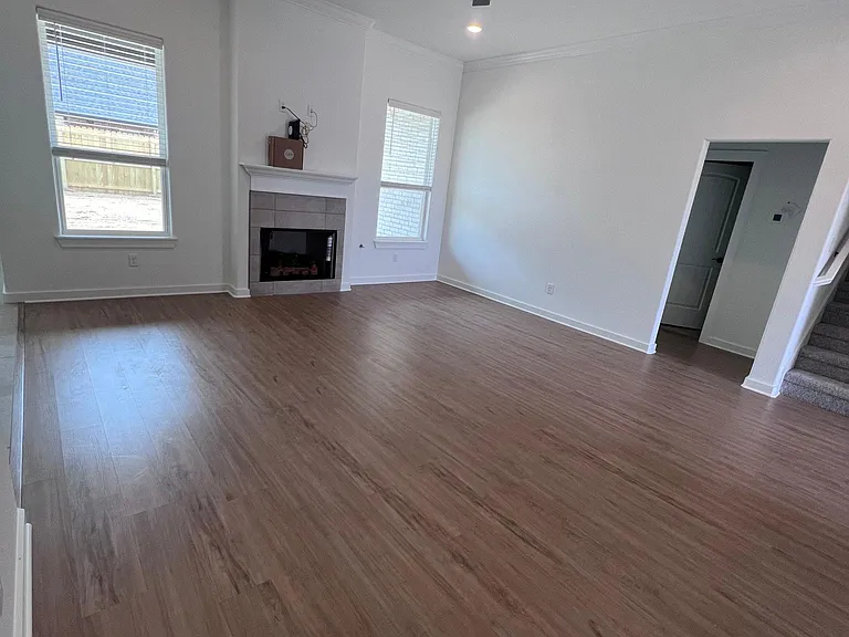 441 Willow Dr — Photo 12
