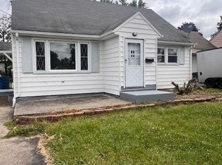86 Fatima Dr, Campbell, OH