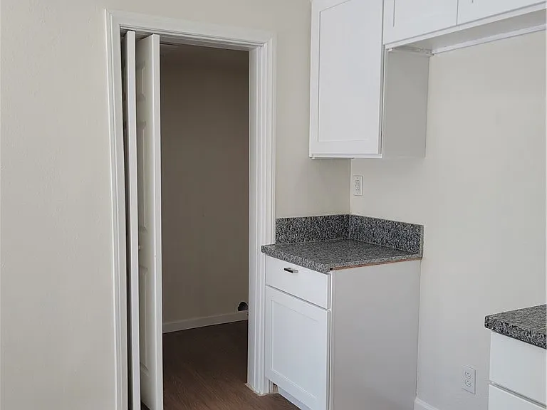 22480 Grand Ave #C — Photo 9