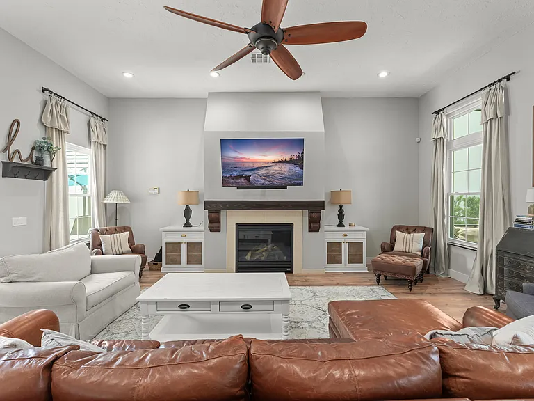9720 Covent Garden Dr — Photo 9